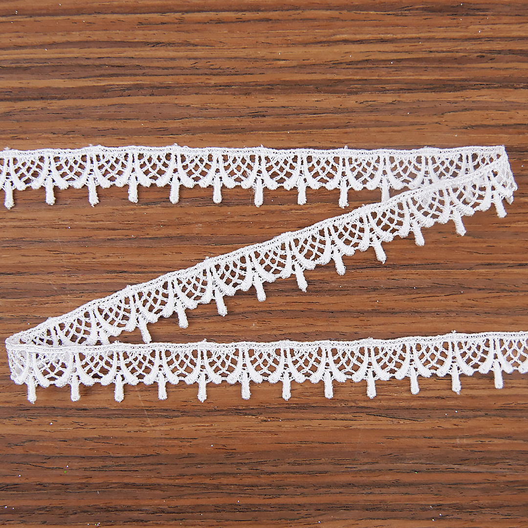 Guipure Trim 1/2" wide White 27.4 metre cards