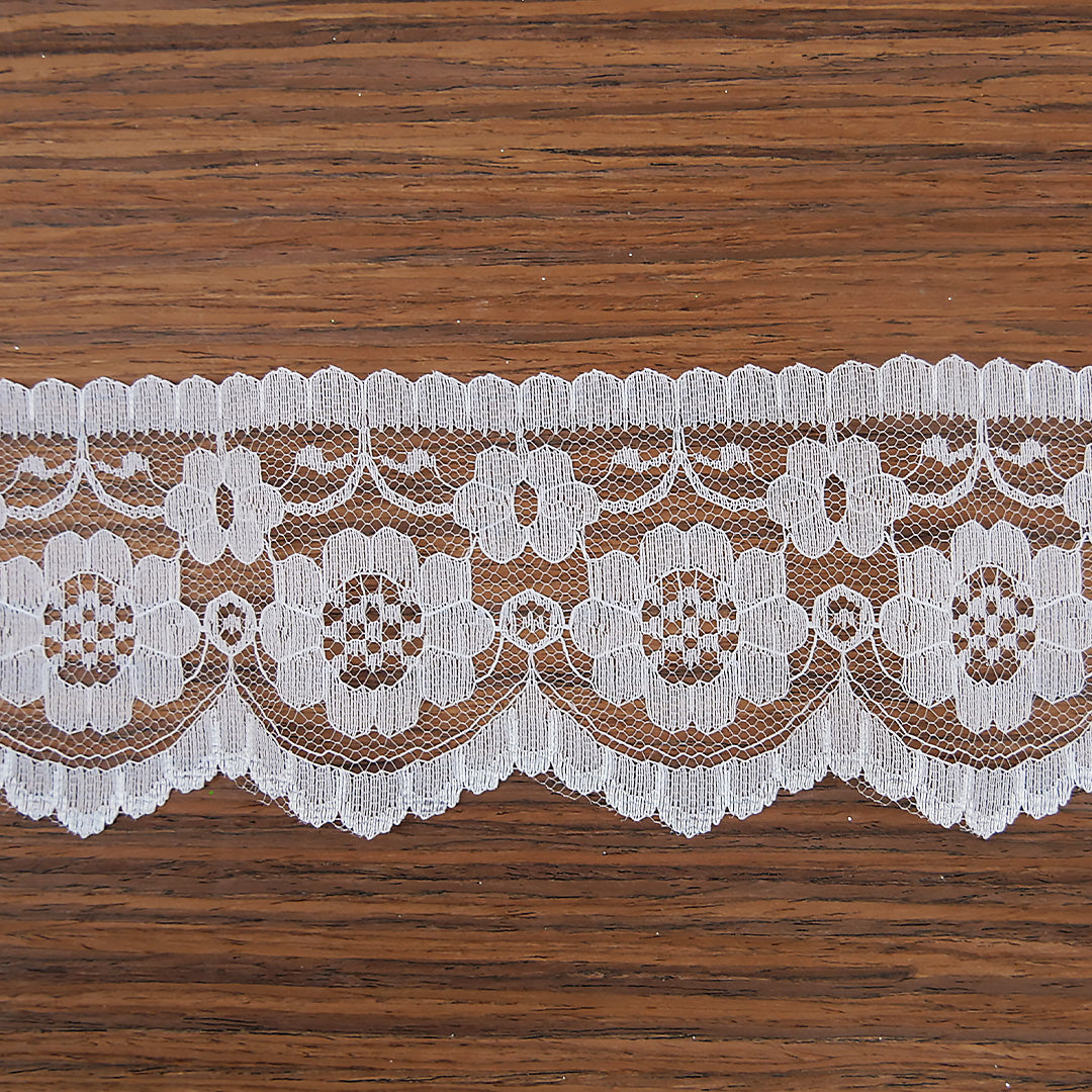 Lace Daisy Design 3" wide Ivory 100 metre reels