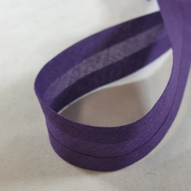 Cotton Bias Binding 25mm Purple x 25 metre reel