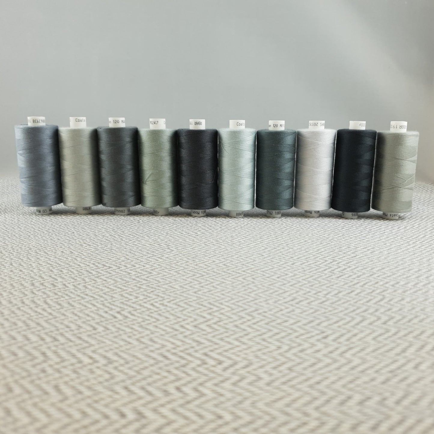 Moon Thread 1000y x 10 Assorted Greys